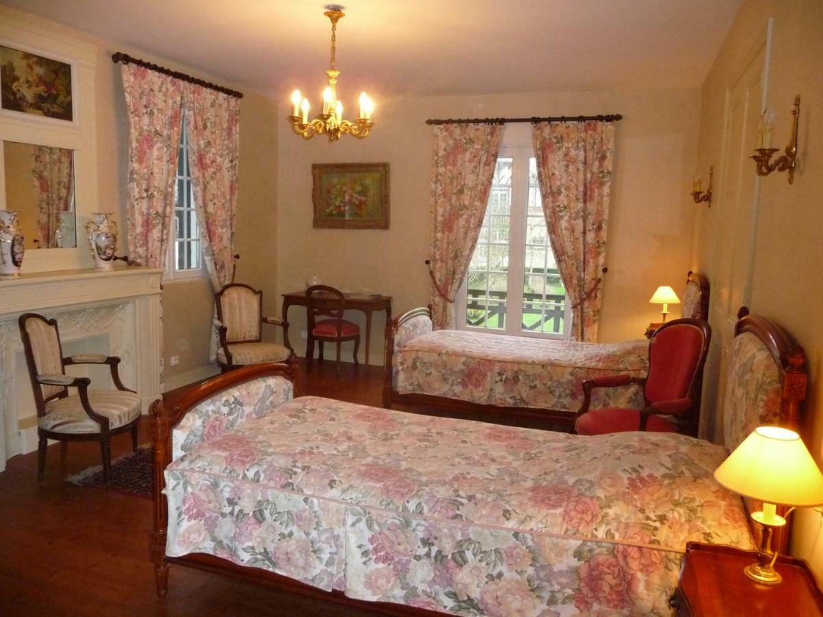 Bed and Breakfast Manoir De Sens Бёврон-ан-Ож Экстерьер фото