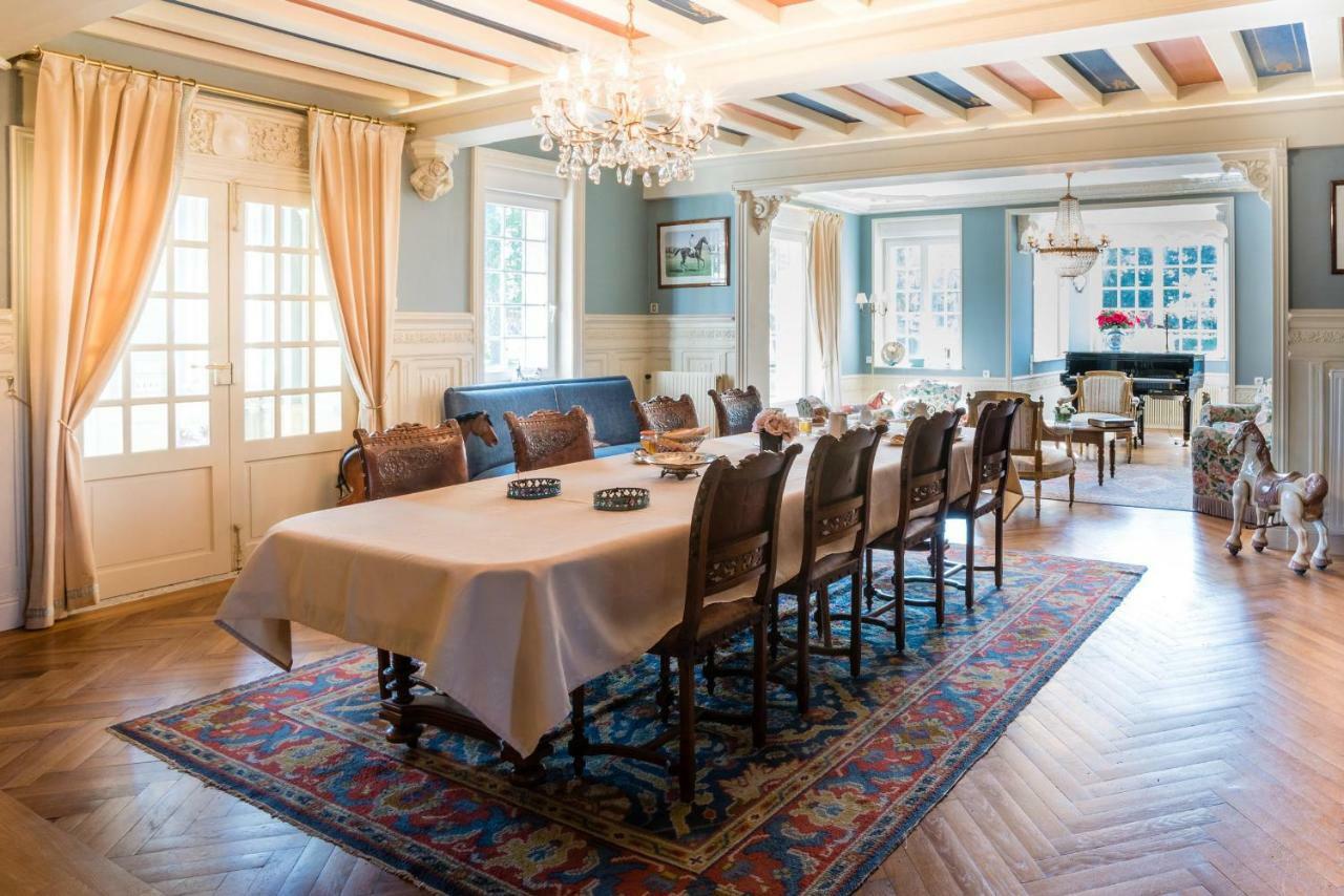Bed and Breakfast Manoir De Sens Бёврон-ан-Ож Экстерьер фото